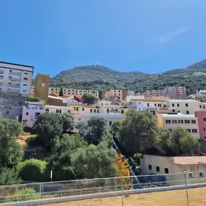  Apartment Lovely King Bed Gibraltar